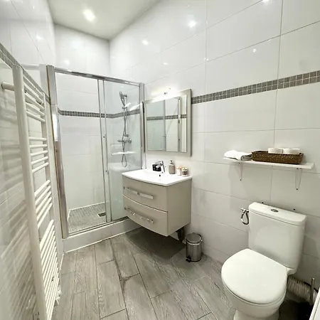 Apartment Arc De Triomphe 5 Minutes Away By Walk *